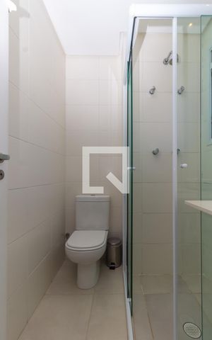 Apartamento à venda com 152m², 2 quartos e 2 vagas Apartamento à venda com 152m², 2 quartos e 2 vagasBanheiro da Suíte 2