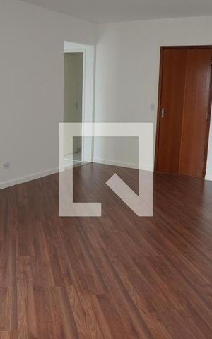 Apartamento para alugar com 84m², 2 quartos e 1 vagaSala