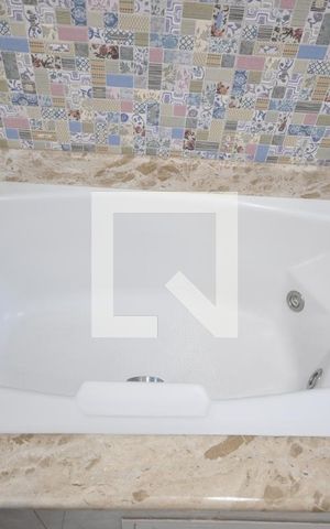 Casa de condomínio à venda com 200m², 3 quartos e 3 vagasBanheiro do Quarto Suíte
