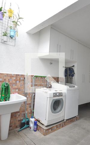 Casa de condomínio à venda com 200m², 3 quartos e 3 vagasÁrea de Serviço