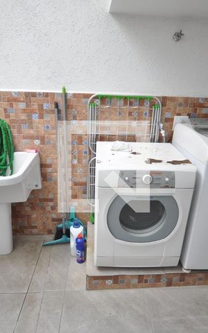 Casa de condomínio à venda com 200m², 3 quartos e 3 vagasÁrea de Serviço