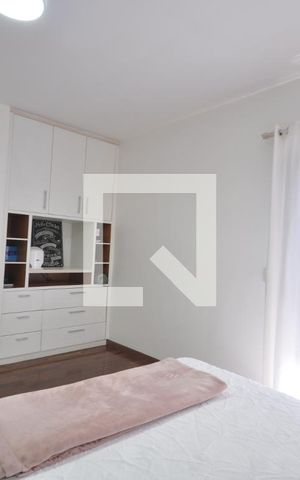 Casa de condomínio à venda com 200m², 3 quartos e 3 vagasQuarto Suíte