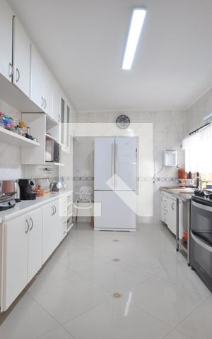 Casa de condomínio à venda com 200m², 3 quartos e 3 vagasCozinha