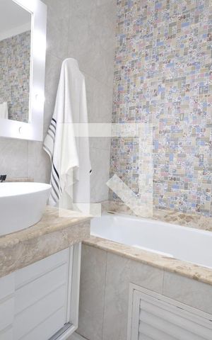 Casa de condomínio à venda com 200m², 3 quartos e 3 vagasBanheiro do Quarto Suíte
