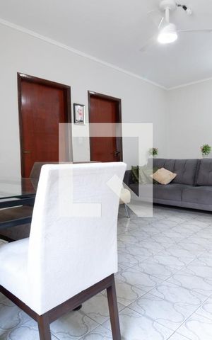 Casa à venda com 100m², 2 quartos e 1 vagaSala