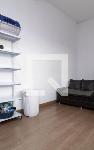 Casa à venda com 100m², 2 quartos e 1 vagaSala inferior