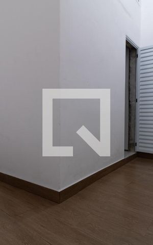 Casa à venda com 100m², 2 quartos e 1 vagaSala inferior