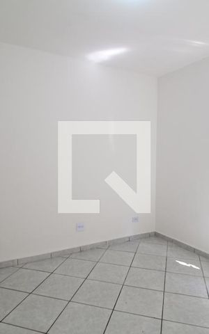 Casa de condomínio para alugar com 44m², 1 quarto e sem vagaSala