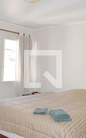 Apartamento à venda com 220m², 2 quartos e 2 vagasSuíte