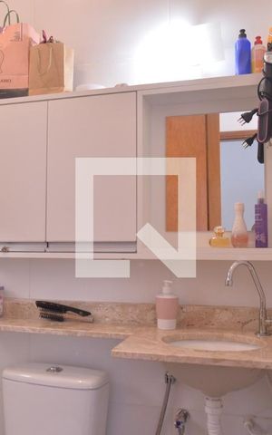 Apartamento à venda com 117m², 2 quartos e 2 vagasBanheiro da Suíte