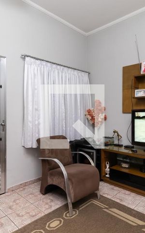 Casa à venda com 270m², 6 quartos e 4 vagasSala 1
