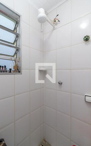 Casa à venda com 270m², 6 quartos e 4 vagasBanheiro 2