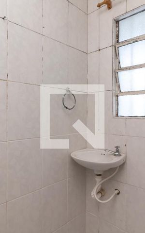 Casa à venda com 270m², 6 quartos e 4 vagasBanheiro 4