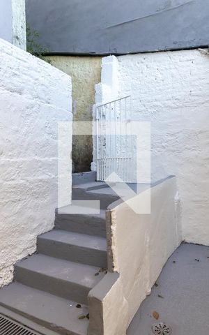 Casa à venda com 270m², 6 quartos e 4 vagasÁrea de Serviço 3