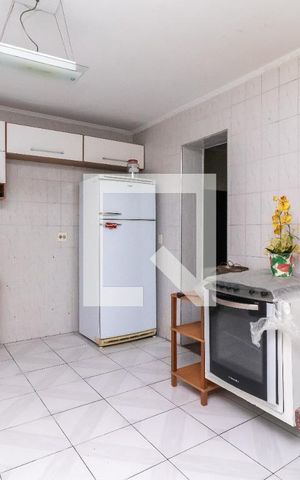 Casa à venda com 270m², 6 quartos e 4 vagasCozinha 2
