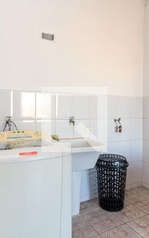 Casa à venda com 270m², 6 quartos e 4 vagasÁrea de Serviço 1