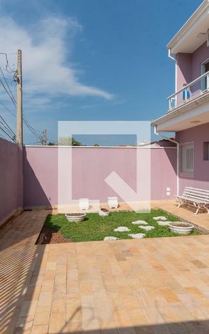 Casa para alugar com 180m², 3 quartos e 4 vagas Casa para alugar com 180m², 3 quartos e 4 vagasJardim