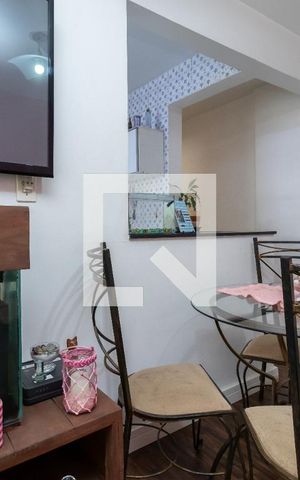 Apartamento à venda com 72m², 2 quartos e sem vagaSala