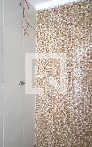 Apartamento à venda com 39m², 2 quartos e sem vaga Apartamento à venda com 39m², 2 quartos e sem vagaBanheiro