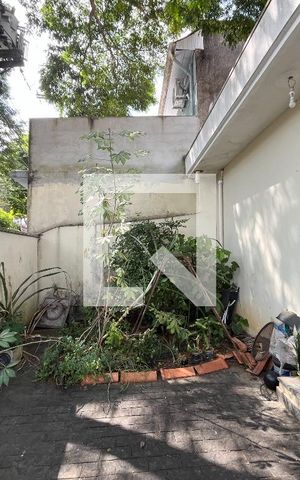 Casa à venda com 195m², 4 quartos e 4 vagas Casa à venda com 195m², 4 quartos e 4 vagasVaranda da Sala