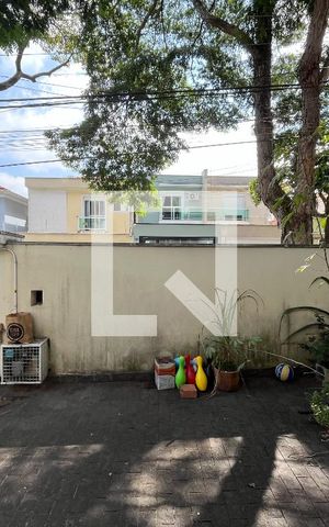 Casa à venda com 195m², 4 quartos e 4 vagas Casa à venda com 195m², 4 quartos e 4 vagasVaranda da Sala