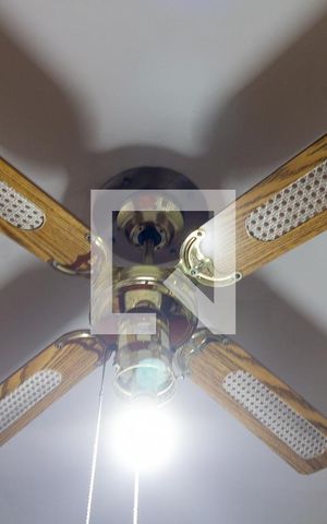 Casa à venda com 150m², 3 quartos e 2 vagas Casa à venda com 150m², 3 quartos e 2 vagasDetalhe Ventilador Quarto 2
