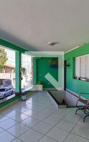 Casa à venda com 150m², 3 quartos e 2 vagas Casa à venda com 150m², 3 quartos e 2 vagasVaranda da Sala