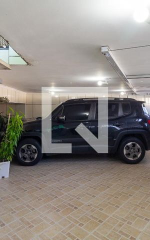 Casa à venda com 150m², 3 quartos e 2 vagas Casa à venda com 150m², 3 quartos e 2 vagasGaragem