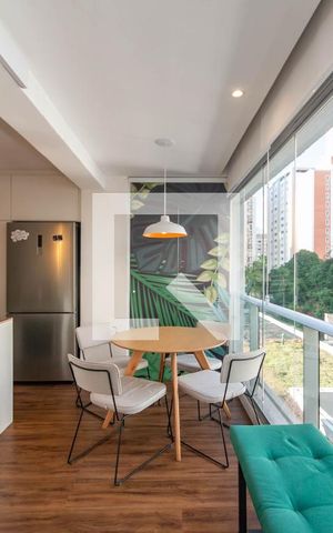 Apartamento à venda com 33m², 1 quarto e 1 vaga Apartamento à venda com 33m², 1 quarto e 1 vagaSala - Varanda