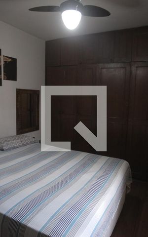 Casa à venda com 212m², 3 quartos e 4 vagasSuite