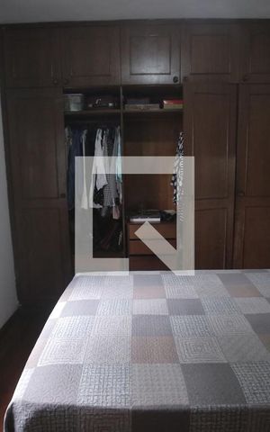 Casa à venda com 212m², 3 quartos e 4 vagasQuarto 2