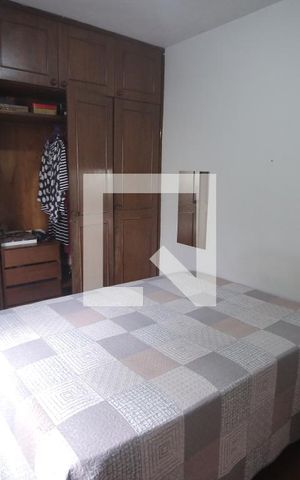 Casa à venda com 212m², 3 quartos e 4 vagasQuarto 2