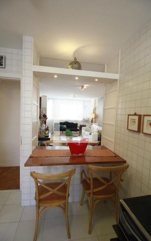 Apartamento à venda com 133m², 2 quartos e 1 vagaCozinha