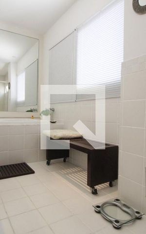 Apartamento à venda com 133m², 2 quartos e 1 vagaSuíte Quarto