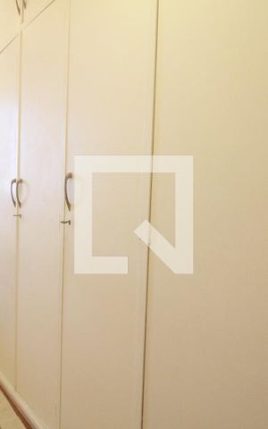 Apartamento à venda com 133m², 2 quartos e 1 vagaCloset