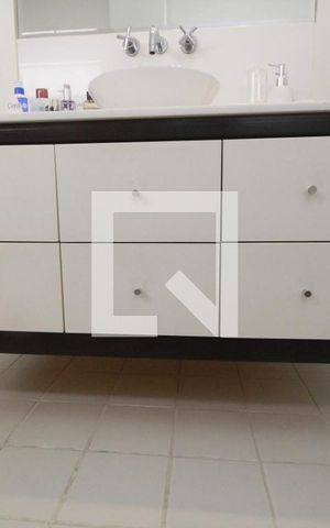 Apartamento à venda com 133m², 2 quartos e 1 vagaSuíte Quarto
