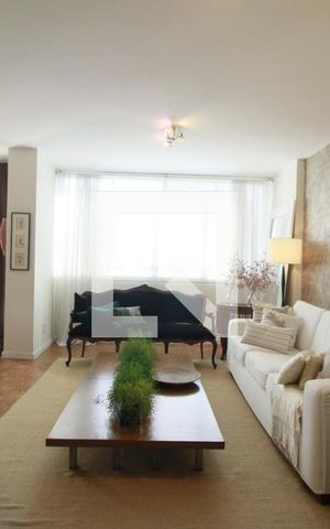 Apartamento à venda com 133m², 2 quartos e 1 vagaSala