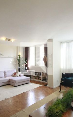 Apartamento à venda com 133m², 2 quartos e 1 vagaSala