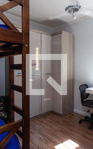 Casa à venda com 161m², 4 quartos e 3 vagas Casa à venda com 161m², 4 quartos e 3 vagasQuarto 1