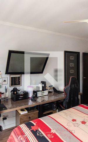 Casa à venda com 161m², 4 quartos e 3 vagas Casa à venda com 161m², 4 quartos e 3 vagasSuíte 1