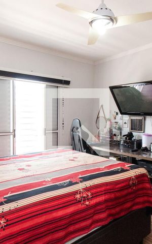 Casa à venda com 161m², 4 quartos e 3 vagas Casa à venda com 161m², 4 quartos e 3 vagasSuíte 1