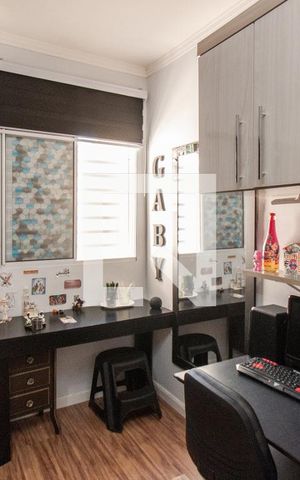 Casa à venda com 161m², 4 quartos e 3 vagas Casa à venda com 161m², 4 quartos e 3 vagasSuíte 2