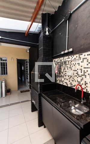 Casa à venda com 161m², 4 quartos e 3 vagas Casa à venda com 161m², 4 quartos e 3 vagasÁrea de Serviço e Espaço Gourmet