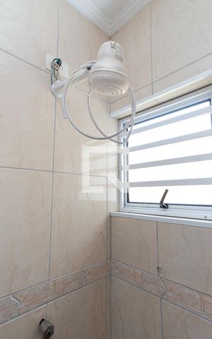 Casa à venda com 161m², 4 quartos e 3 vagas Casa à venda com 161m², 4 quartos e 3 vagasBanheiro da Suíte 2