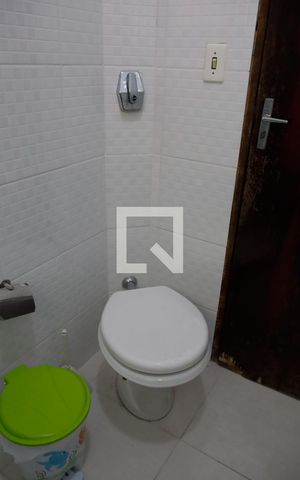 Casa para alugar com 47m², 1 quarto e sem vaga Casa para alugar com 47m², 1 quarto e sem vagaBanheiro