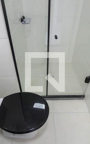 Apartamento à venda com 39m², 2 quartos e sem vaga Apartamento à venda com 39m², 2 quartos e sem vagaBanheiro 1