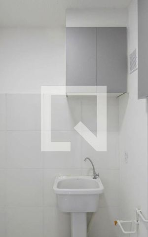 Apartamento à venda com 39m², 2 quartos e sem vaga Apartamento à venda com 39m², 2 quartos e sem vagaÁrea de serviço