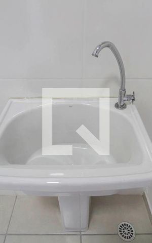 Apartamento à venda com 39m², 2 quartos e sem vaga Apartamento à venda com 39m², 2 quartos e sem vagaÁrea de serviço