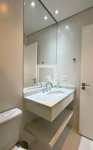 Apartamento à venda com 53m², 1 quarto e 2 vagasBanheiro da Suíte 1