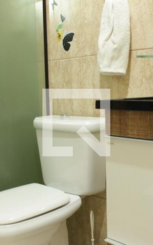 Casa à venda com 300m², 3 quartos e 8 vagasBanheiro 2
